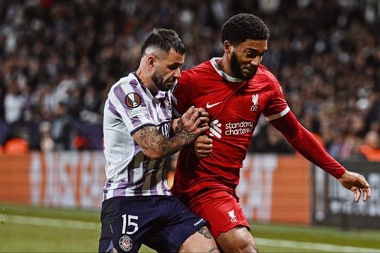 VPF 'tuýt còi' huấn luyện viên nội chỉ trích trọng tài; Rộ tin Real Madrid bất ngờ từ bỏ chiêu mộ Mbappe