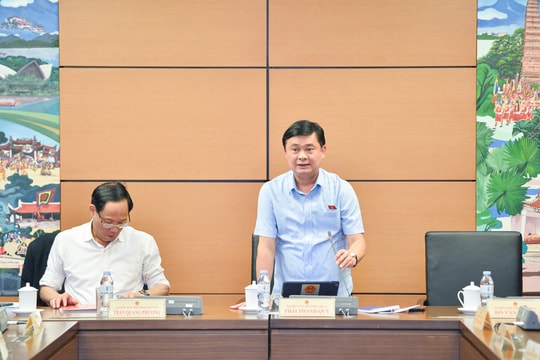 Đoàn Đại biểu Quốc hội Nghệ An thảo luận dự án Luật Tổ chức tòa án nhân dân (sửa đổi)