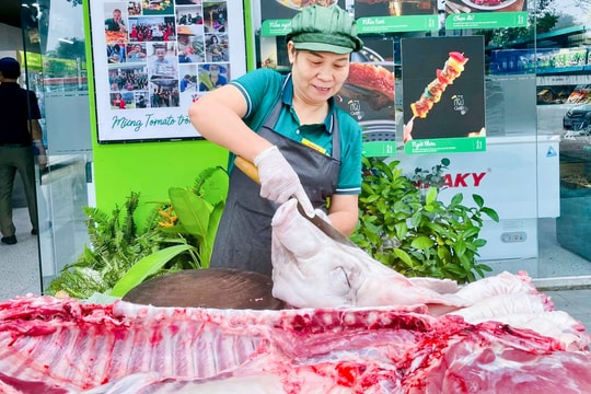 E ngại dịch bệnh, sức tiêu thụ thịt lợn Nghệ An trên đà chững