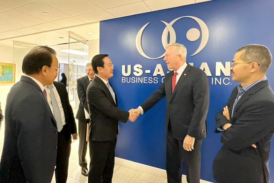 Đoàn công tác tỉnh Nghệ An làm việc với Hội đồng Kinh doanh Hoa Kỳ - ASEAN