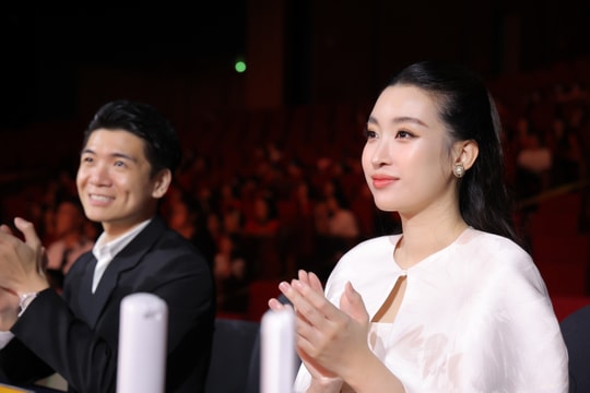 Hoa hậu Đỗ Mỹ Linh xinh đẹp sau khi giảm 10kg