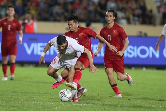 Đội tuyển Việt Nam rút gọn nhân sự; Harry Kane lập kỷ lục ghi bàn mới