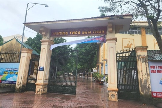 Mưa to, một số trường ở thành phố Vinh thông báo nghỉ học 