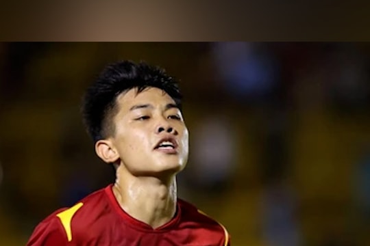 'Em út' Đình Bắc nói gì trước trận đấu với Philippines?