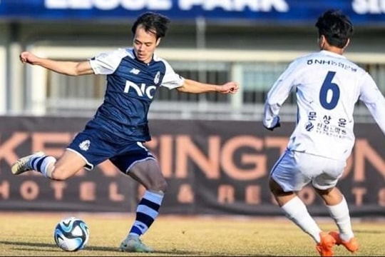 Liên đoàn bóng đá Đông Nam Á thay đổi tên gọi AFF Cup; Công Phượng khuyên Văn Toàn ở lại Hàn Quốc