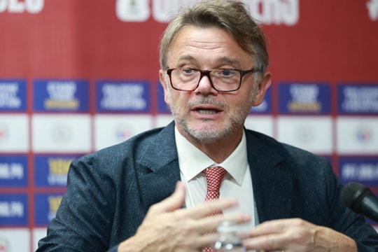 HLV Philippe Troussier: 'Chiến thắng trước Philippines củng cố tinh thần cho tuyển Việt Nam khi trở về sân nhà Mỹ Đình'