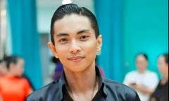 Bị chê nhảy không bằng vũ công nghiệp dư, Phan Hiển nói gì?