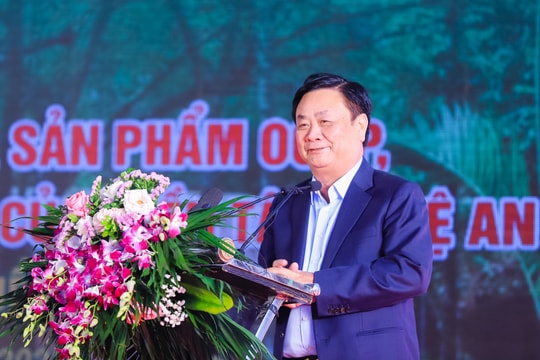 Bộ trưởng Lê Minh Hoan: Cần phối hợp một cách có hệ thống để phát triển miền Tây Nghệ An