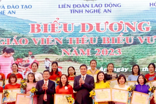 Điểm tin ngày 20/11