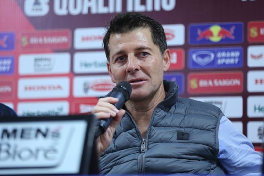 Huấn luyện viên Iraq: Dàn cầu thủ trẻ sẽ là tương lai của bóng đá Việt Nam