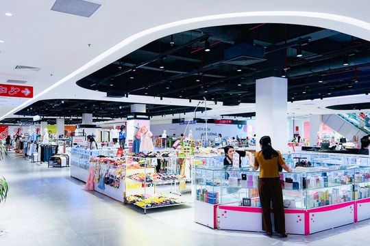 Khuyến mãi 'khủng', sức mua dịp Black Friday vẫn thấp?