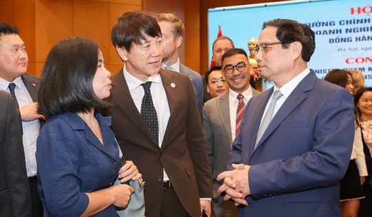 Lấy đầu tư công dẫn dắt và kích hoạt mọi nguồn lực của xã hội