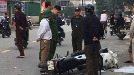 Sang đường thiếu quan sát, nam học sinh bị thương nặng