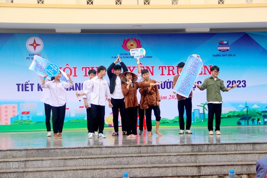 Hào hứng hội thi tuyên truyền tiết kiệm năng lượng trong trường học tại Nghệ An