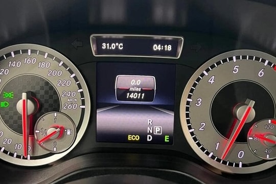 Xe di chuyển bao nhiêu km được coi là xe mới?