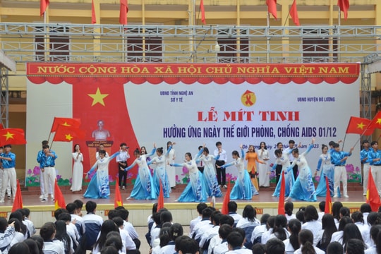 Mít tinh hưởng ứng Tháng hành động Quốc gia phòng, chống HIV/AIDS và Ngày Thế giới phòng, chống AIDS