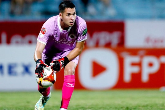 Báo Indo e ngại khi ĐT Việt Nam sắp có thủ môn từng đá Europa League; Bảng xếp hạng FIFA tháng 11: ĐT Việt Nam số 1 Đông Nam Á, Malaysia tăng ‘phi mã’