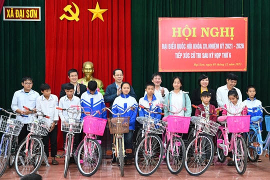 Cử tri Đô Lương kiến nghị chuyển thủ tục xác nhận hồ sơ lý lịch tư pháp về tuyến huyện