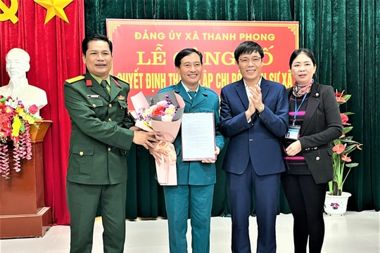 Thanh Chương công bố quyết định thành lập chi bộ quân sự xã 