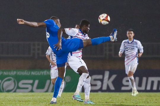 Nhìn lại trận hòa đáng tiếc của Sông Lam Nghệ An trước Quảng Nam