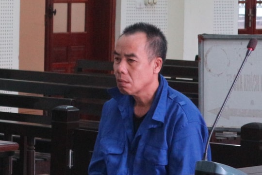 Nghiện ngập, ông lấy tiền con gửi về nuôi cháu để mua ma túy