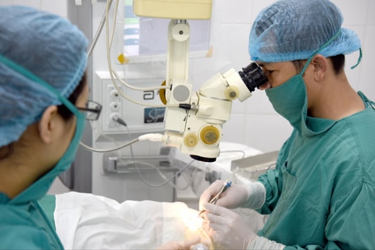 Những trường hợp nào được nâng từ 80% lên 100% khi khám chữa bệnh Bảo hiểm y tế?