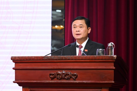 Đồng chí Thái Thanh Quý: Đại biểu HĐND tỉnh cần phát huy tinh thần dân chủ, thể hiện chính kiến rõ ràng, tạo sự thống nhất cao