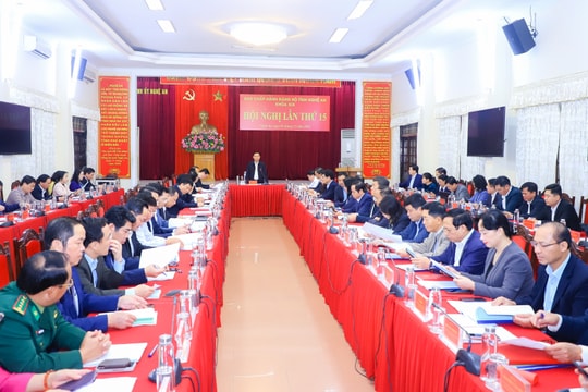 Ban Chấp hành Đảng bộ tỉnh Nghệ An khóa XIX tổ chức Hội nghị lần thứ 15