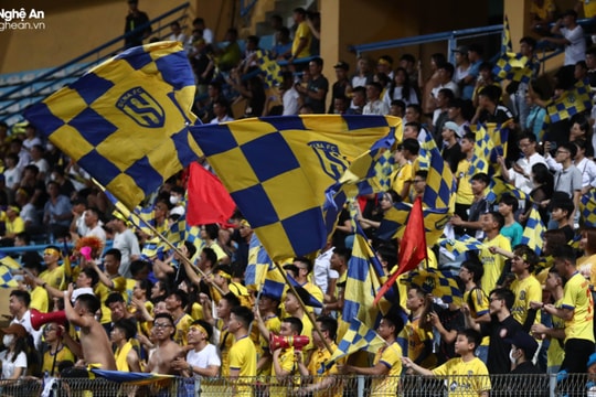 Cổ động viên Sông Lam Nghệ An lên kế hoạch 'phủ vàng' sân Hàng Đẫy