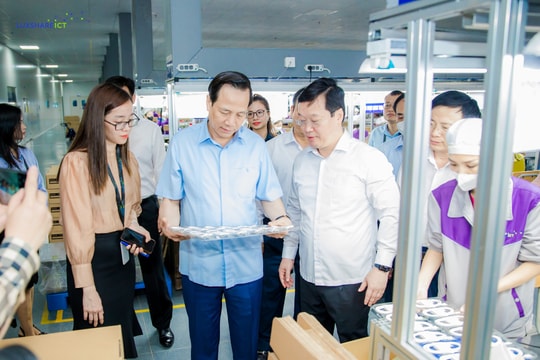 Xuất khẩu hồi phục, kim ngạch tăng hơn 12%