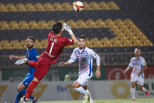 Sông Lam Nghệ An phải làm gì để có điểm trước Câu lạc bộ Hà Nội