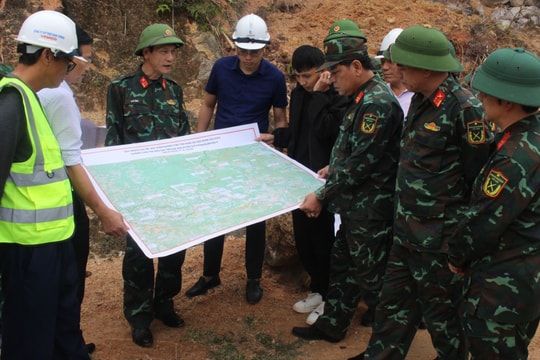 Quân khu 4 khảo sát xây dựng đường tuần tra biên giới trên địa bàn tỉnh Nghệ An