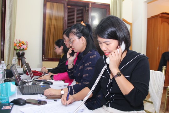 16 cử tri gửi ý kiến qua điện thoại trực tuyến tới Kỳ họp thứ 17, HĐND tỉnh Nghệ An khoá XVIII