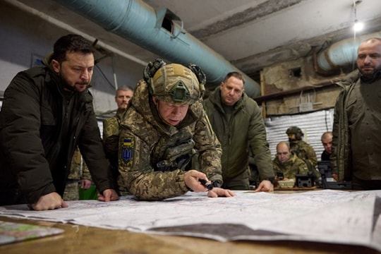 Ukraine rơi vào 'tình thế không chắc chắn'