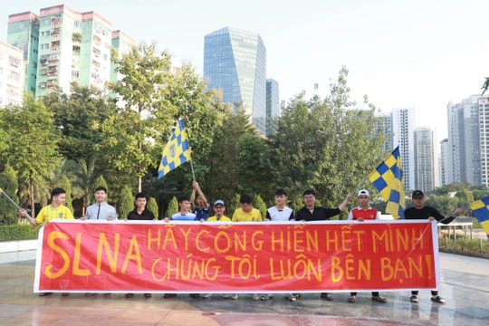 Cổ động viên Sông Lam Nghệ An tại Hà Nội gửi thông điệp ý nghĩa đến đội bóng quê hương