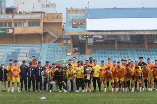 Sông Lam Nghệ An được tiếp thêm sức mạnh trước trận đấu gặp Hà Nội FC