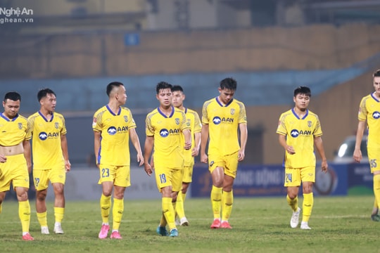 Nhìn lại trận thua của Sông Lam Nghệ An trước Hà Nội FC