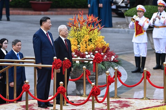 Tổng Bí thư Nguyễn Phú Trọng chủ trì lễ đón Tổng Bí thư, Chủ tịch Trung Quốc Tập Cận Bình