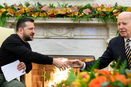 Tổng thống Biden cam kết vỏn vẹn 200 triệu USD cho Ukraine