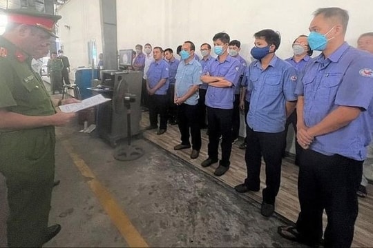 Cựu giám đốc và nhân viên trung tâm đăng kiểm nhận hối lộ hơn 1,8 tỷ