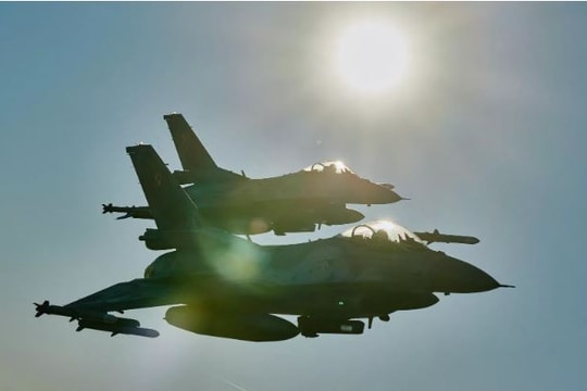 Nga tuyên bố F-16 cất cánh từ căn cứ quân sự NATO sẽ được xem tham gia xung đột ở Ukraine