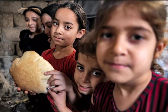 Khủng hoảng khốc liệt ở Trung Đông hủy diệt hy vọng sống của hàng nghìn trẻ em