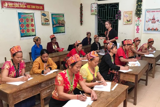 Tổ chức Hội thảo Quốc gia về phát triển hệ thống trung tâm học tập cộng đồng tại Nghệ An