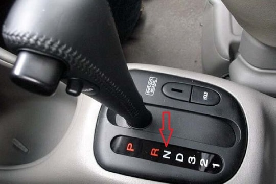 Dùng số N trên ô tô thế nào cho đúng?