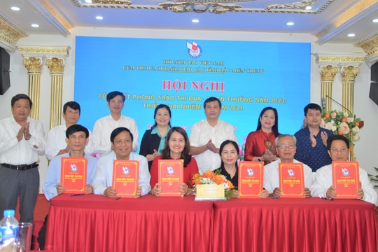 Hội Nhà báo Nghệ An được suy tôn tặng Cờ Thi đua của Hội Nhà báo Việt Nam năm 2023