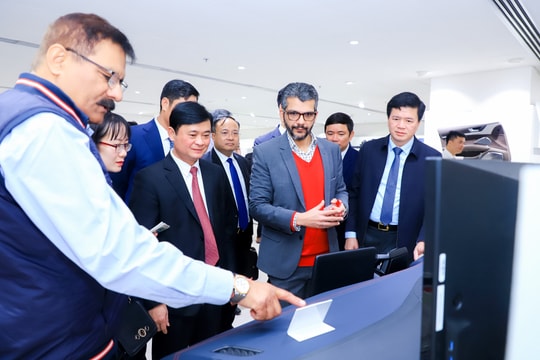 Bí thư Tỉnh ủy Nghệ An Thái Thanh Quý thăm, làm việc tại tập đoàn sản xuất phụ tùng ô tô Ấn Độ có doanh thu 70 tỷ USD