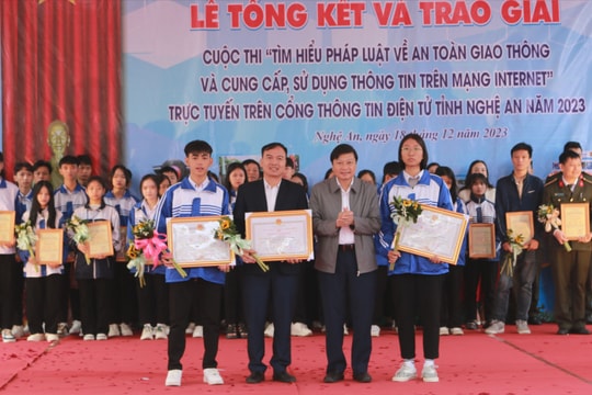 63 cá nhân đạt giải cuộc thi Tìm hiểu pháp luật về an toàn giao thông