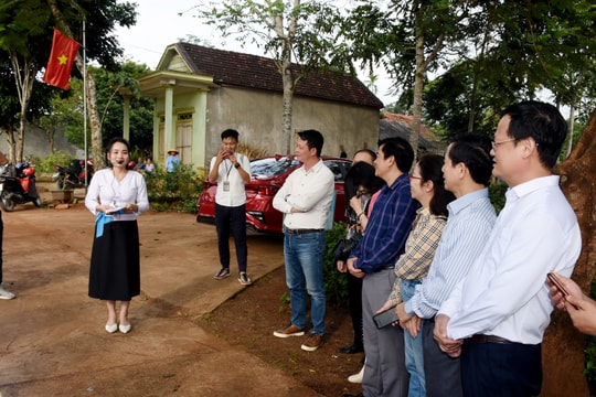 Nhiều điểm du lịch tại Nghệ An đang phải đào tạo lại hướng dẫn viên