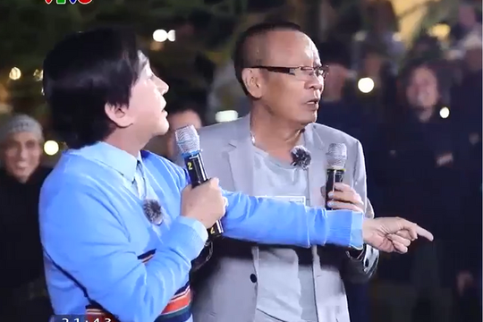 MC Lại Văn Sâm lật tẩy cách 'chơi ăn gian' của Kim Tử Long trên truyền hình