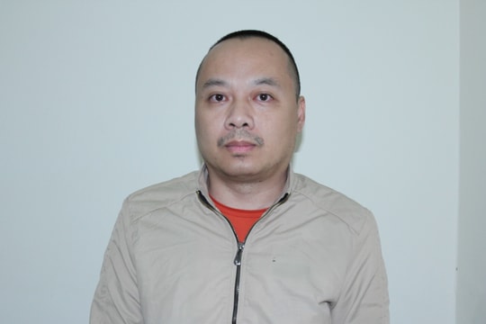 Giả danh cán bộ Nhà nước để lừa đảo chiếm đoạt tài sản